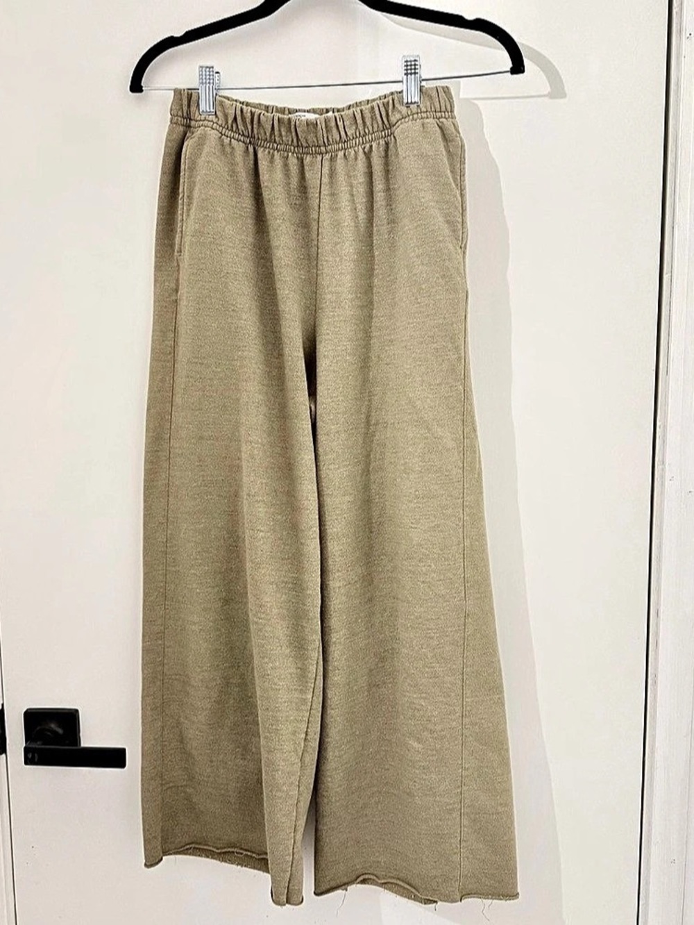 Hanes Originals Women'Small French Terry Wide Leg Crop Pants Wide Leg Crop Pants